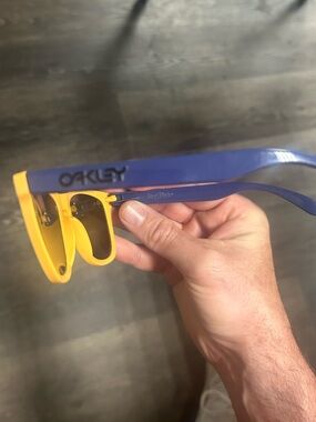 Oakley Blue and Yellow Sport Frogskins Sunglasses
